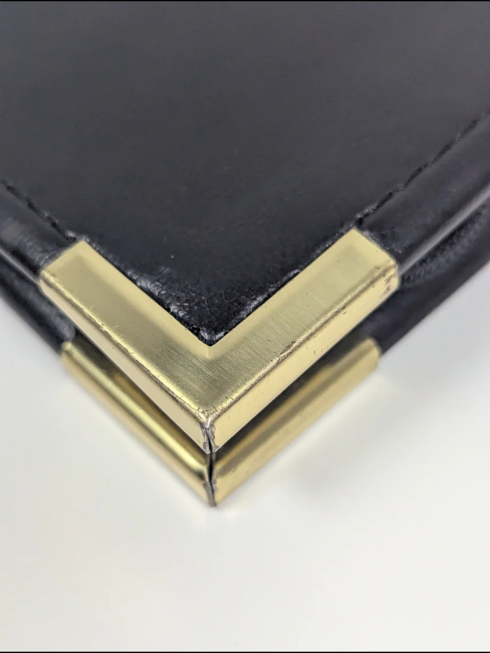 VTG Hazel Leather 3 Ring Zip Portfolio Binder 8”x10.5